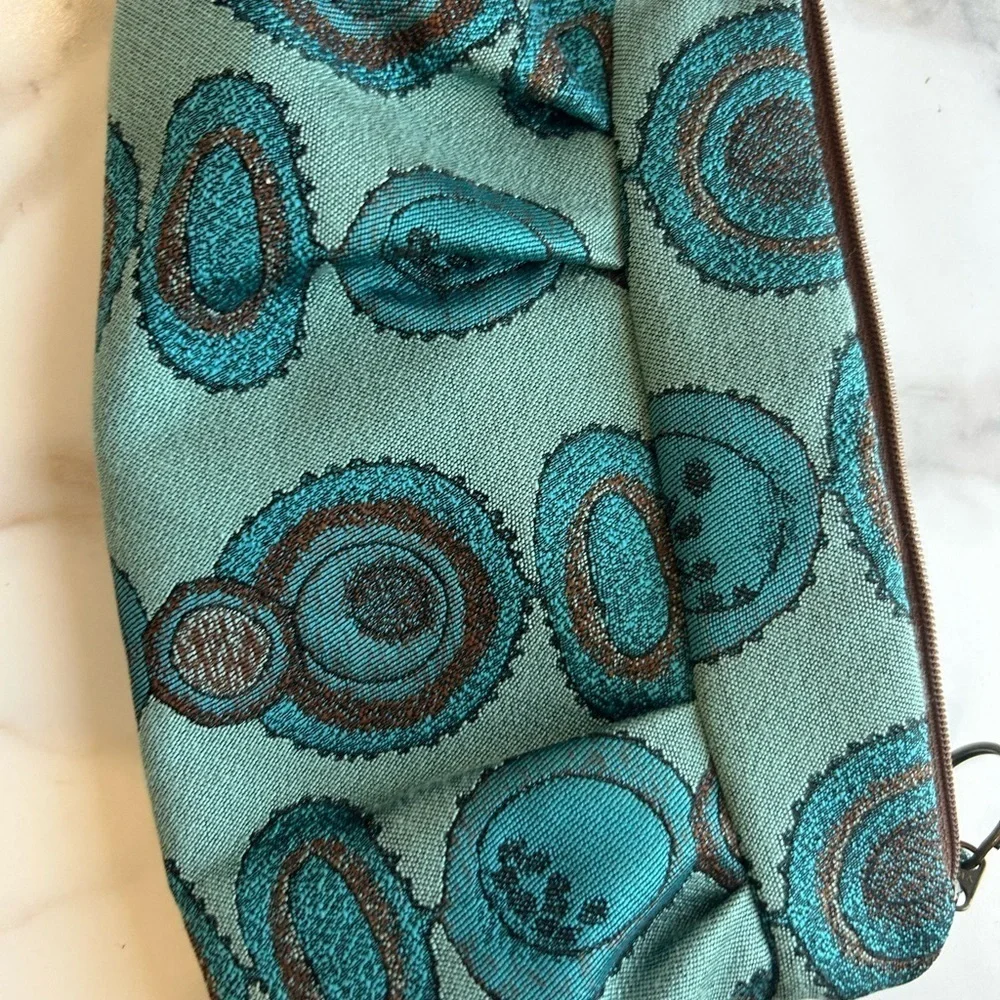 Maruca Unique Teal printed wristlet Clutch